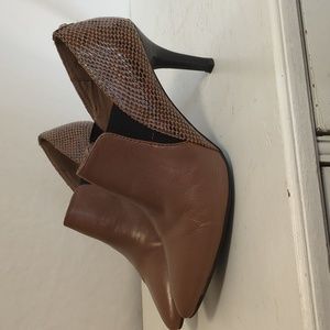 Anne Klein Leather Heels Snakeskin Tan Size 7.5